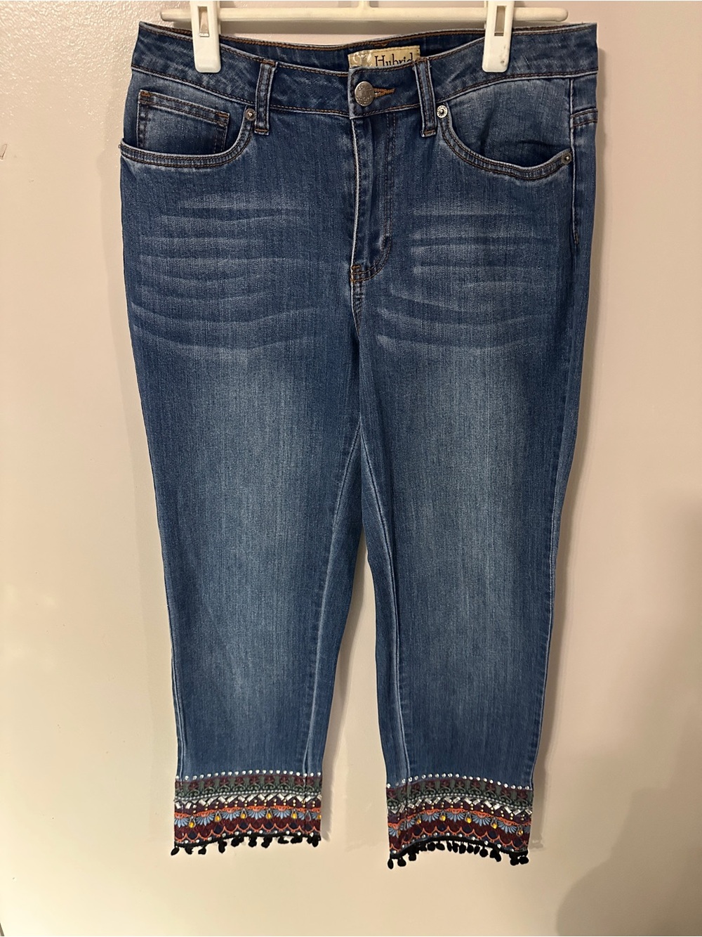 Hybrid Womens Blue Embroidered Hem Cropped Jeans